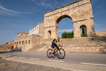 Roman triumphal arch, 1st century BC. C., Medinaceli, Soria, autonomous community of Castilla y LeÃ³n, Spain, Europeの写真素材