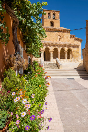 Church of San Miguel, 1081, San Esteban de Gormaz, Soria, Autonomous Community of Castile, Spain, Europeの写真素材