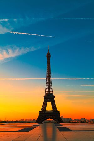 The Eiffel Tower in Paris at dawnの写真素材