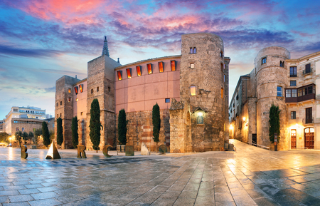 Panorama of Ancient Roman Gate and Placa Nova, Barri Gothic Quarter, Barcelona, Spainの写真素材