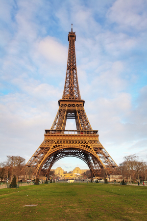 Eiffel Tower at winter time in Paris, Franceの写真素材