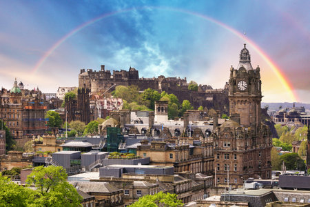 Rainbow over Edinburgh castle, view from Calton hill, Scotlandのeditorial素材