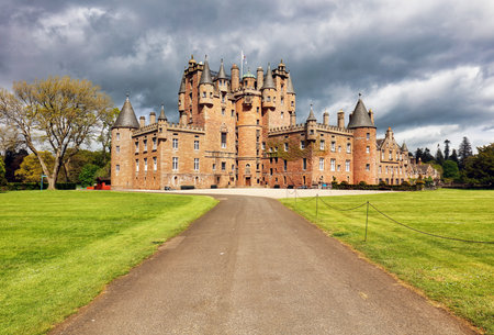 Glamis castle in scotland on a summer dayのeditorial素材