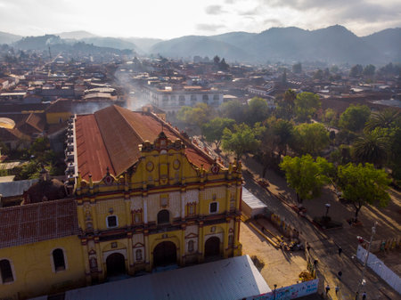 Aerial Drone shot of Central Square in San Cristobal de Las Casas in the sunny morning dayの写真素材