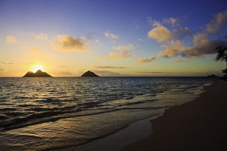 pacific sunrise in hawaiiの写真素材