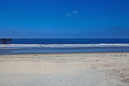 empty san diego beach during coronavirus shutdownの写真素材