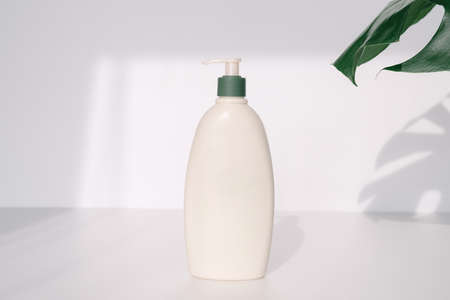 cosmetic container for mockupの写真素材