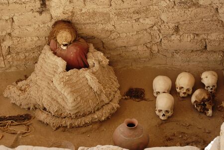 Peruvian mummies from Chauchilla, near Nazca, Peruの写真素材