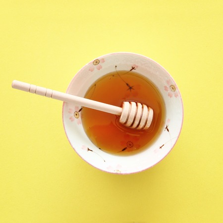 rosh hashanah (jewesh holiday) concept - honey traditional holiday symbolの写真素材