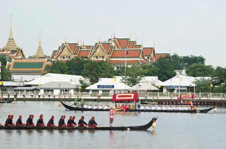 BANGKOK,THAILAND-NOVEMBER 6:The Royal Barge Procession Exercises on the occasion for Royal Kathin ceremony at Chaopraya river,on November 6,2012 in Bangkok,Thailandのeditorial素材