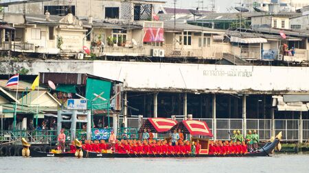 BANGKOK,THAILAND-NOVEMBER 6:The Royal Barge Procession Exercises on the occasion for Royal Kathin ceremony at Chaopraya river,on November 6,2012 in Bangkok,Thailandのeditorial素材