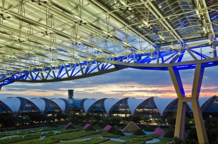 BANGKOK - MARCH 8: Suvarnabhumi Airport  is the worldのeditorial素材