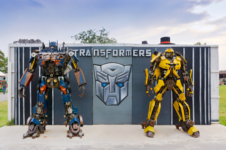 PHETCHABURI THAILAND  APR 14: The Replica of robot statue from Transformers display at Swiss ship farm on April 14 2015 in Phetchaburi province Thailandのeditorial素材