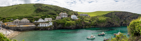 Panoramic photo of the idyllic Cornish fishing village of Port Isaacのeditorial素材