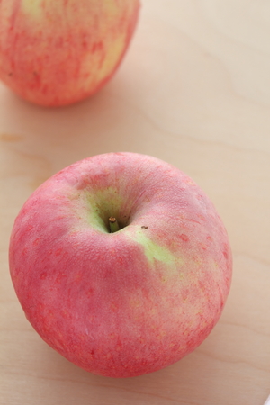 Apples on  Wood Backgroundの写真素材