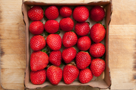 Crate of fresh strawberriesの写真素材