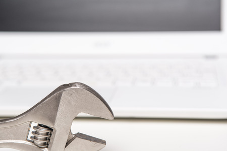 Computer repair, fixing the problem with the broken computer