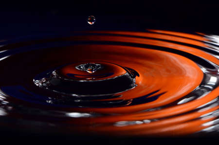 Gold Water Rings And Water Dropsの写真素材