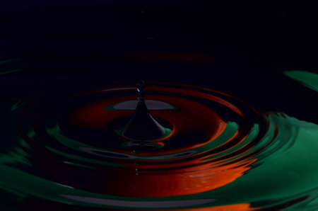 Orange And Green Splash Dropletの写真素材