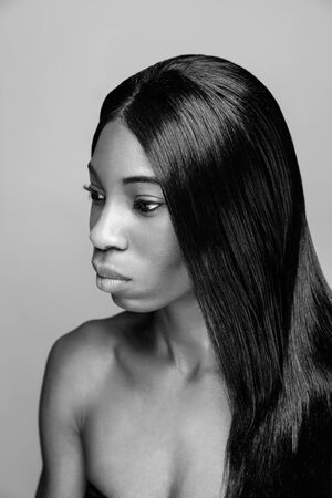 Face of an young black beauty in black and whiteの写真素材