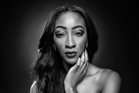 Face of an young black beauty in black and whiteの写真素材