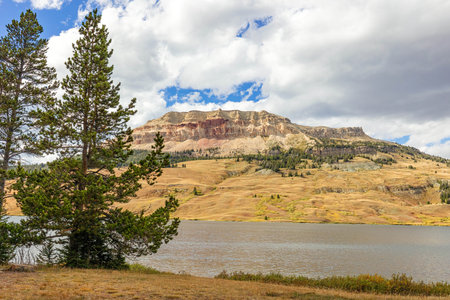Beartooth Lake and Butte in Wyoming during autumnの写真素材