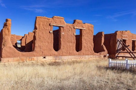 Ruins of a building in the high plains of New Mexico, USAの写真素材
