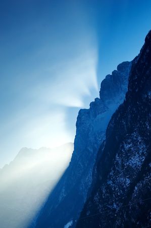 Sunset raysの写真素材