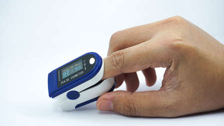 Pulse oximeter used to measure pulse rate and oxygen levelsのeditorial素材