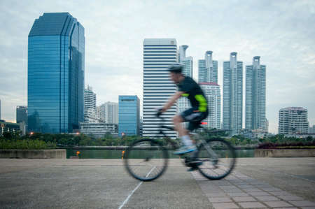 Bicycling in parkの素材