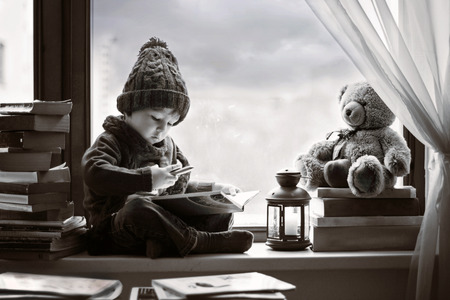 Boy, writing letter to Santa の写真素材
