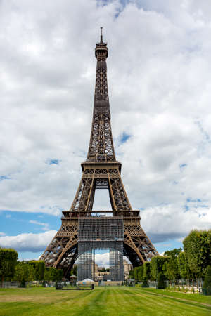 Eiffel tower in Paris during the summer, daytimeの写真素材