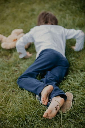Teenager with knife, prepared to commit crimeの写真素材