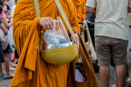 Making merit to the monks of Buddhist people on 18-9-2018 at 9:00 amのeditorial素材