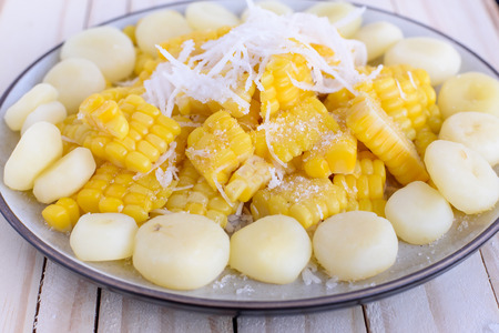 Corn mix sugar and coconut fuzz aroud by truffle. [plant]の写真素材