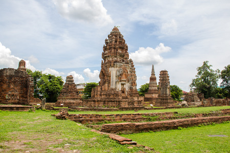The King Narai Palace is the famous thai history at  Lopburi, Thailand. It's so beautiful on the morning.のeditorial素材