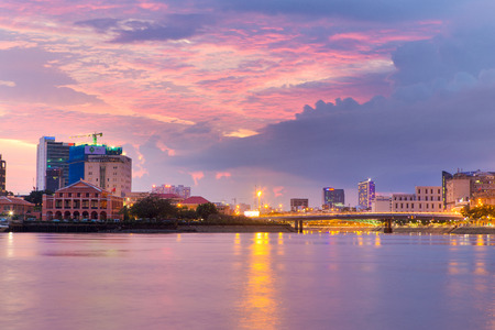 Ho Chi Minh City, Vietnam - November 30 2014 : Night view of Dragon House Wharf ( Ben Nha Rong ) or Ho Chi Minh Museum at the junction of the Ben Nghe Canal and the Saigon River, Vietnamのeditorial素材