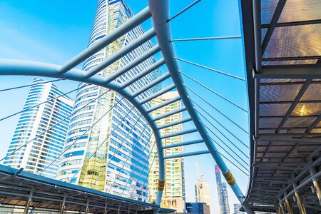 Chong Nonsi sky walk at bkk sky train station on Silom Line. Chong Nonsi Station is a BTS sky-train station.のeditorial素材