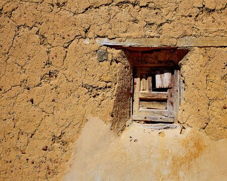 The way of saint James adobe mud walls at Palencia Spainの写真素材