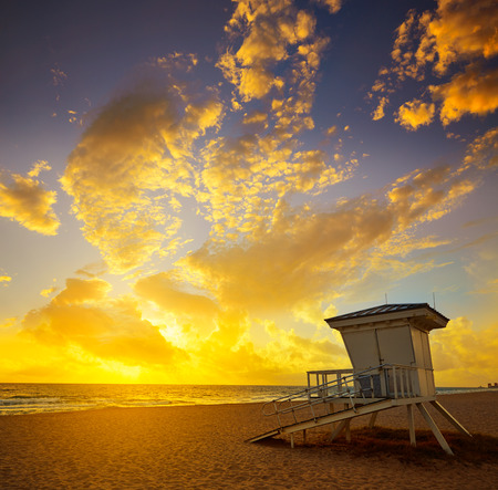Fort Lauderdale beach morning sunrise in Florida USA baywatch towerのeditorial素材
