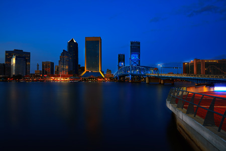 Jacksonville skyline sunset river reflection in Florida USAの写真素材