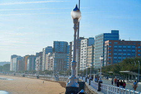 Gijon San Lorenzo beachのeditorial素材