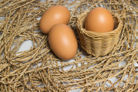 Eggs in a basket placed on the ropes.