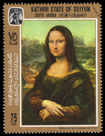 Kathiri State Of Seiyun postage stamp with a portrait image of the smiling Mona Lisa by the medieval Renaissance artist and inventor Leonardo Da Vinciのeditorial素材