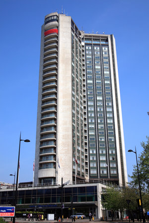  London, United Kingdom, Apr 24, 2011 : London Hilton hotel on Park Lane in the exclusive Mayfair area overlooking Hyde Parkのeditorial素材