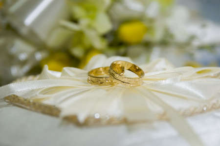 Wedding bands in hotel roomの写真素材