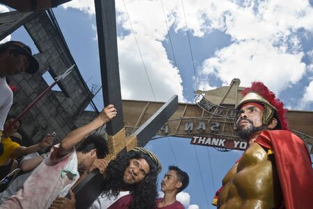 Participant in the Senakulo in Cutud, San Fernando, Pampanga in the Philippines where they dramatize the Passion of Jesus Christ.  The event is highlighted by live crucifixions of men. This is an annual Holy Week ritual in Barangay Cutud, San Fernando, Paのeditorial素材