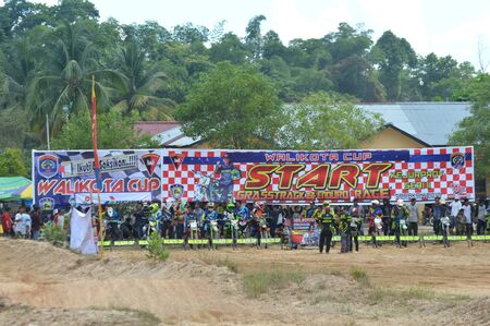 TARAKAN, INDONESIA - MAY ,13, 2017, : Grasstrack & Enduro Race Mayor Cup Season 3 Kejurprov Tarakan 2017 series at MAKO Brimob circuit Tarakan City, INDONESIAのeditorial素材