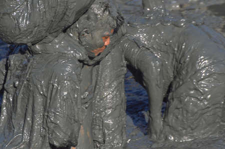 TARAKAN, INDONESIA. August, 27, 2017, Areca climbing competition In order to enliven the celebration of the 72nd anniversary of the Indonesian republic in Tarakan Cityのeditorial素材