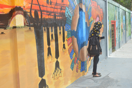 TARAKAN, INDONESIA - 4th August  2017 : the three-dimensional mural painting on the cement wallのeditorial素材